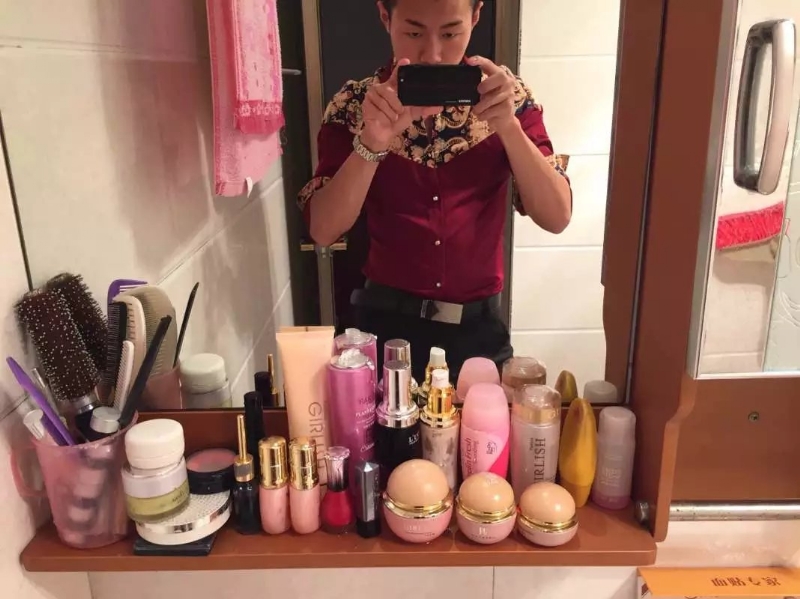 沧海客的第一张照片--全国闪婚服务中心