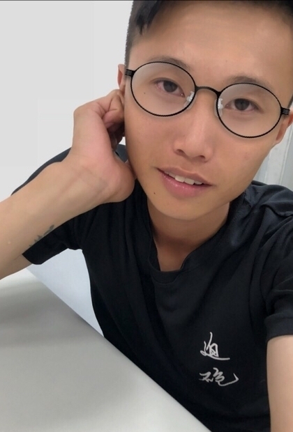 璨名的第一张照片--全国闪婚服务中心
