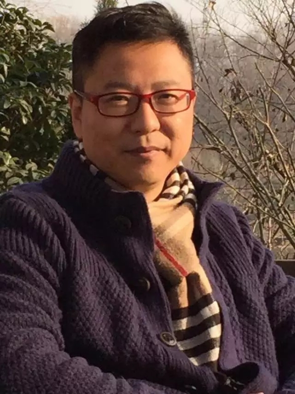 感恩的第一张照片--全国闪婚服务中心