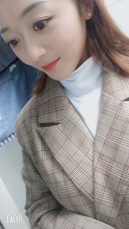 丑丑的第一张照片--全国闪婚服务中心