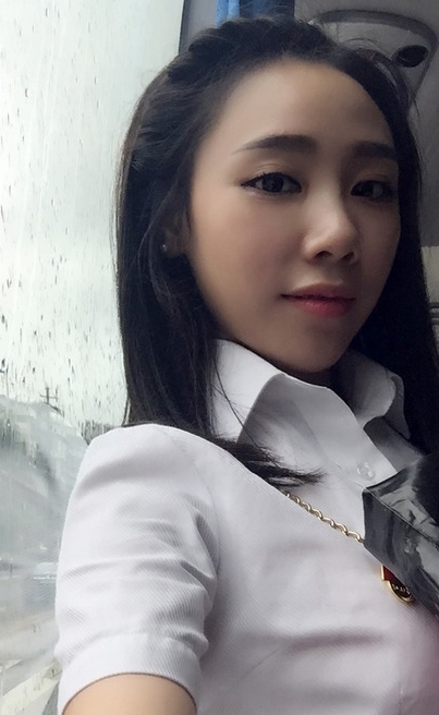 九亿少女的梦的第二张照片--全国闪婚服务中心