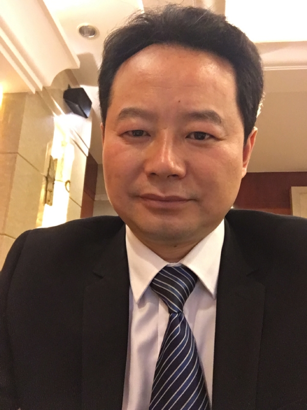 岁月的第一张照片--全国闪婚服务中心