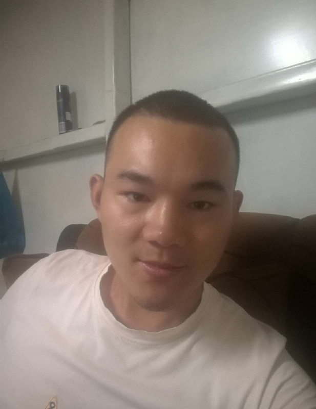 小強。。的第一张照片--全国闪婚服务中心