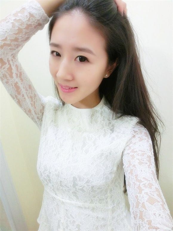 初久与歌的第一张照片--全国闪婚服务中心