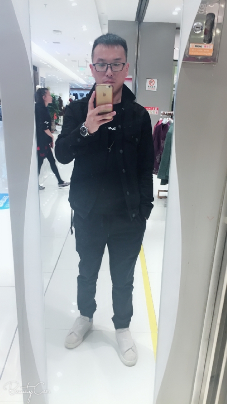 wgf的第二张照片--全国闪婚服务中心