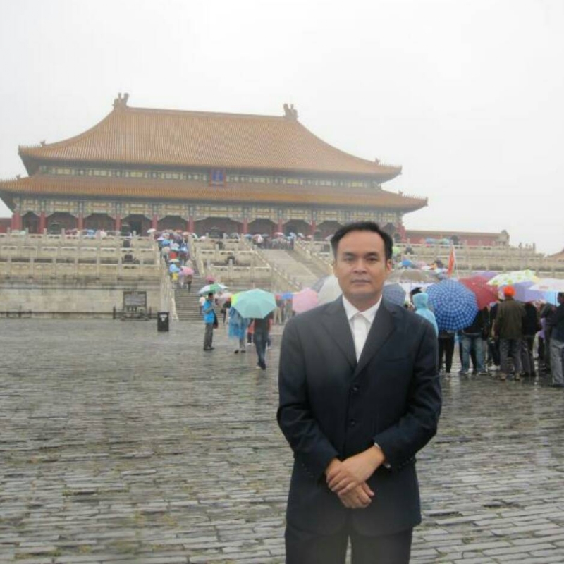 淼森的第一张照片--全国闪婚服务中心