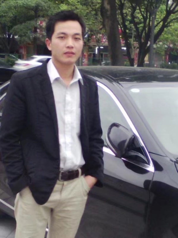 安定的第一张照片--全国闪婚服务中心