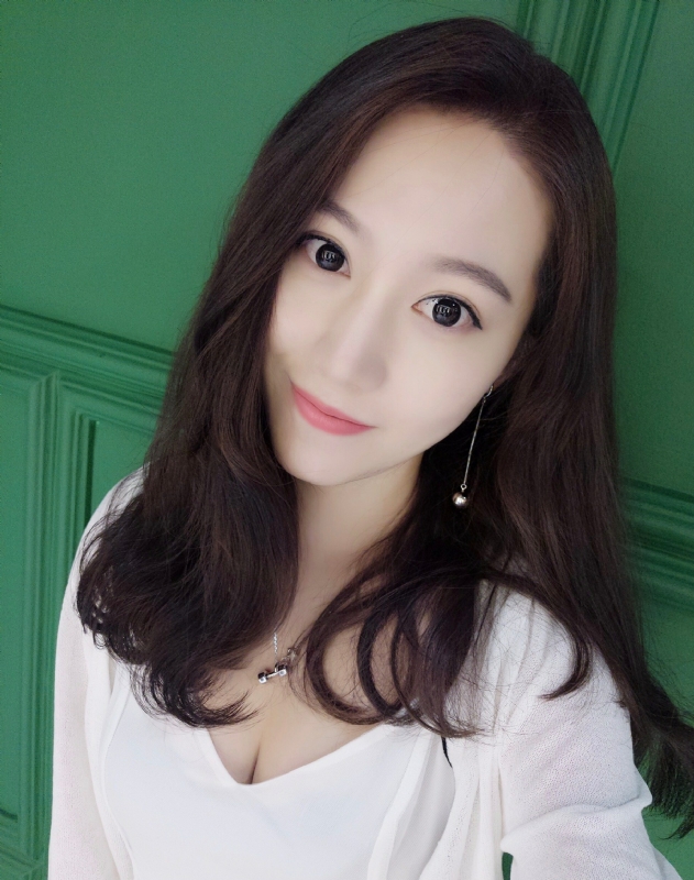 Li的第一张照片--全国闪婚服务中心
