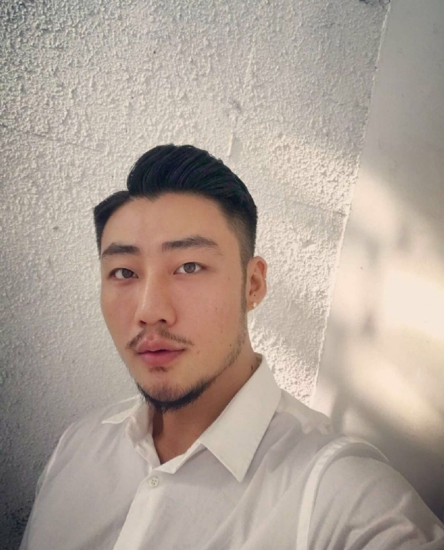 黄杰的第一张照片--全国闪婚服务中心