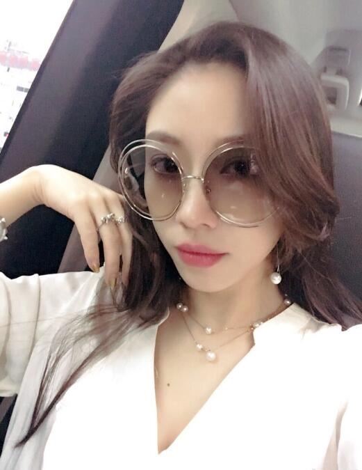 欣欣的第一张照片--全国闪婚服务中心