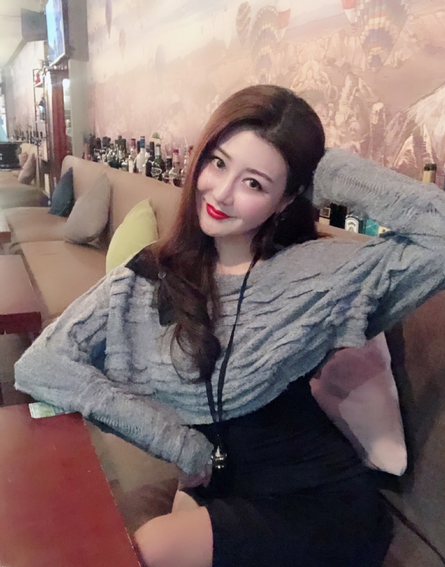 Lorraine的第一张照片--全国闪婚服务中心