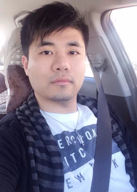 侯爵的第二张照片--全国闪婚服务中心