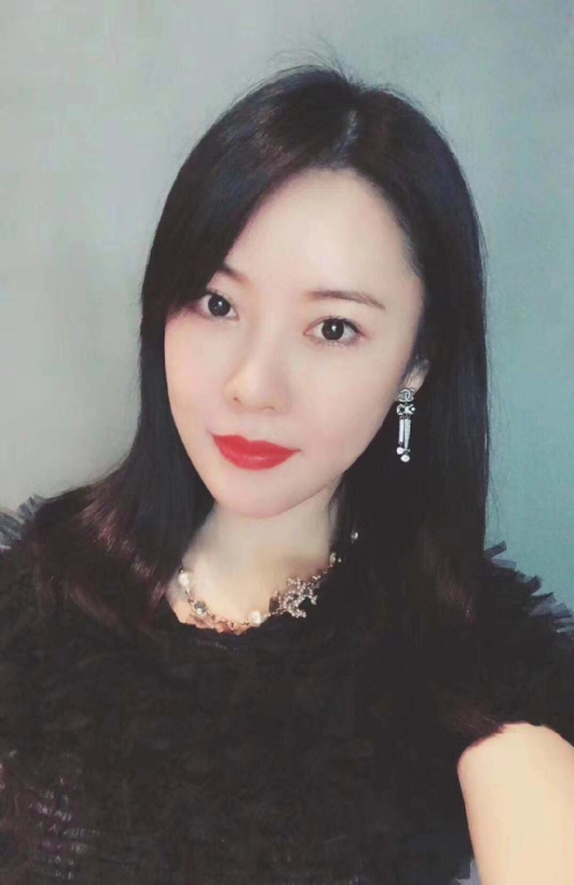李莉的第一张照片--全国闪婚服务中心