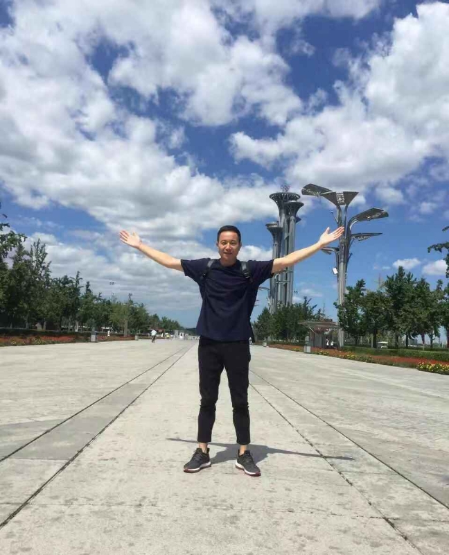 林东的第一张照片--全国闪婚服务中心