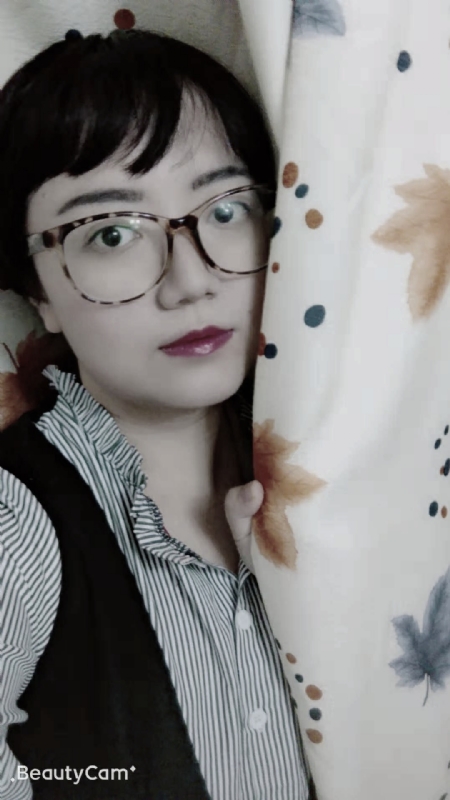 微风细雨的第一张照片--全国闪婚服务中心