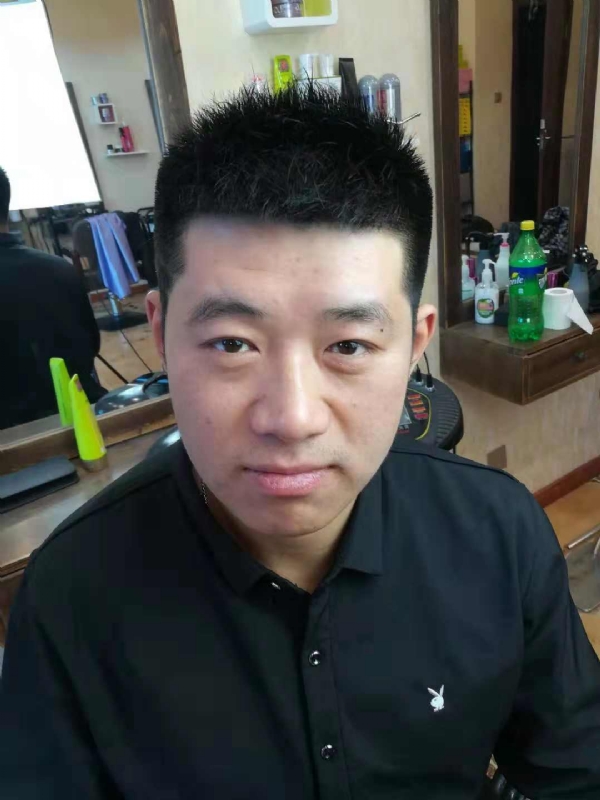 丹东风雨的第一张照片--全国闪婚服务中心