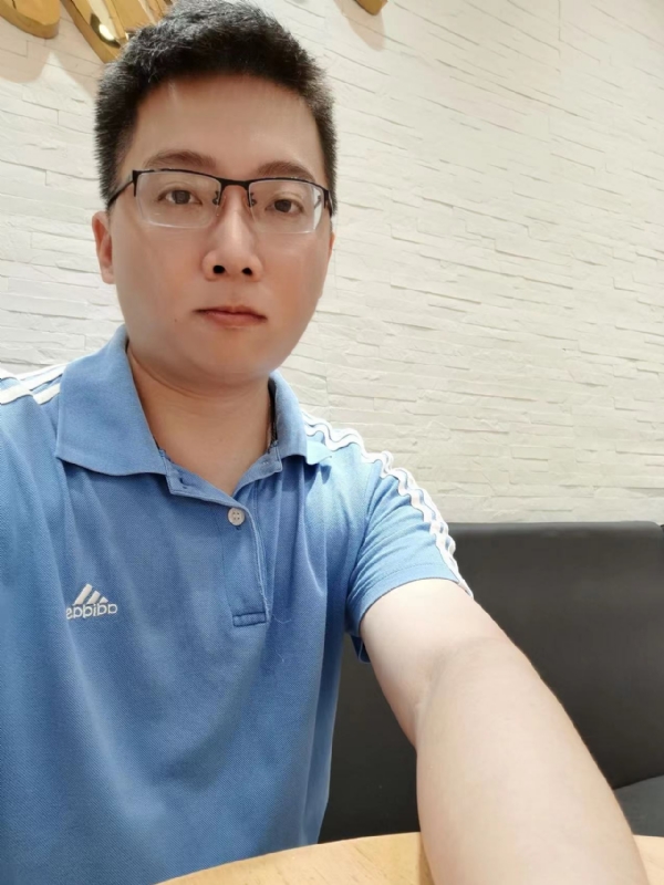 月亮河的第一张照片--全国闪婚服务中心