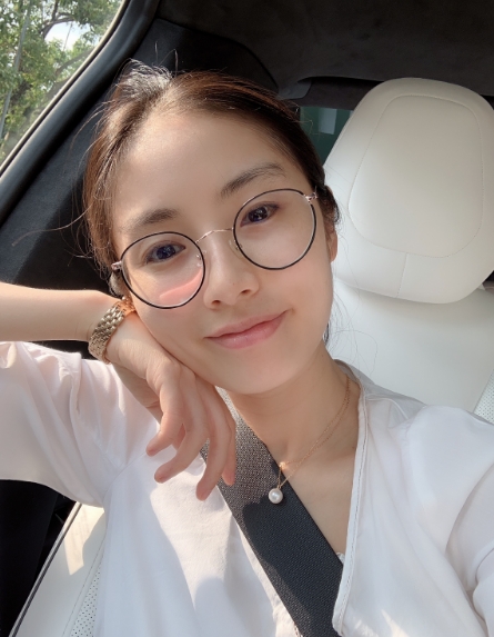 Anna的第三张照片--全国闪婚服务中心