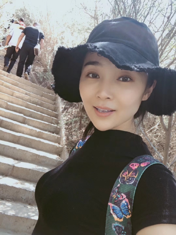 陈曦呀的第二张照片--全国闪婚服务中心