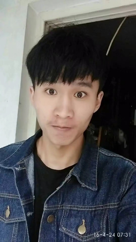 匆匆而过的第一张照片--全国闪婚服务中心