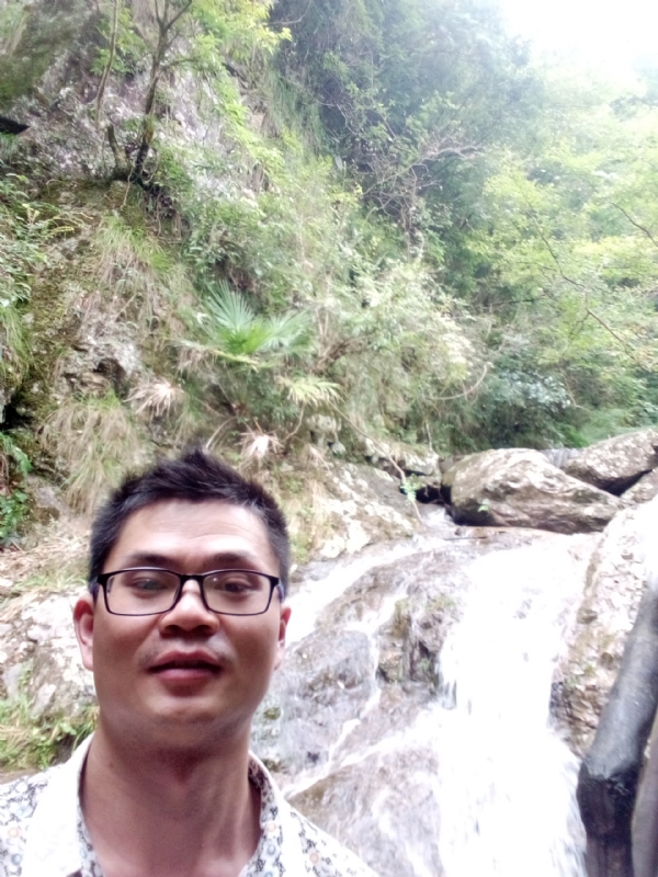 归属的第一张照片--全国闪婚服务中心