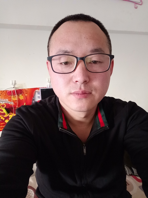 青苹果的第一张照片--全国闪婚服务中心