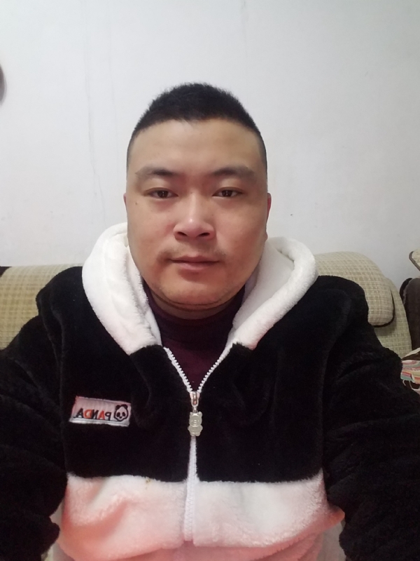 风的第一张照片--全国闪婚服务中心