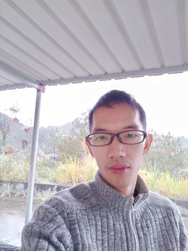 单身汉的第一张照片--全国闪婚服务中心