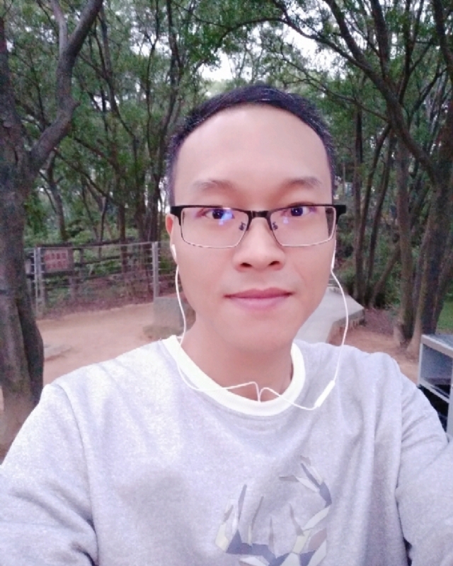 andrey的第一张照片--全国闪婚服务中心