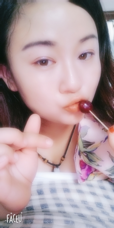 霸气璐妞的第一张照片--全国闪婚服务中心