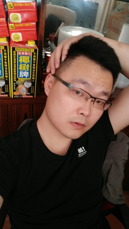沉默的海的第二张照片--全国闪婚服务中心