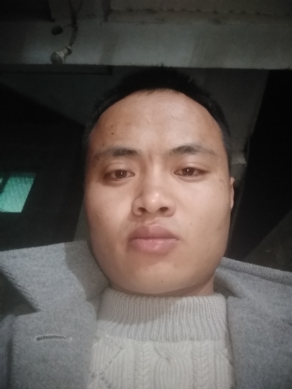 小磊的第一张照片--全国闪婚服务中心