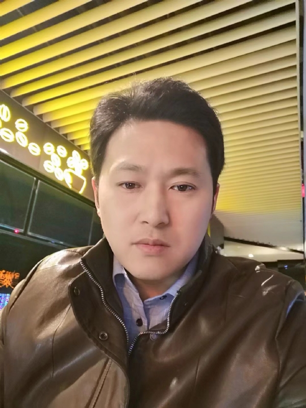 只为伊人醉的第一张照片--全国闪婚服务中心