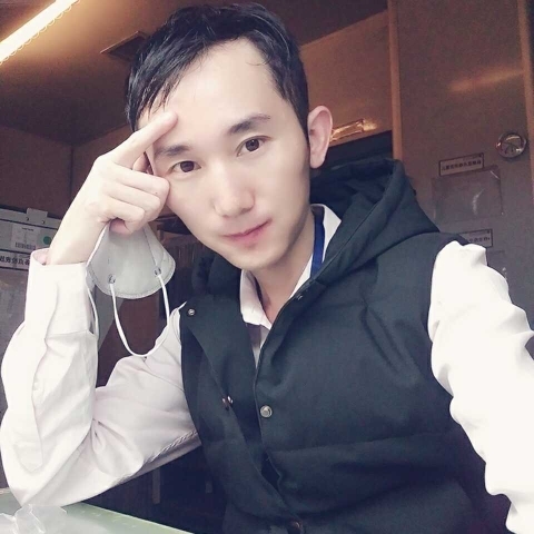 明天有你的第一张照片--全国闪婚服务中心