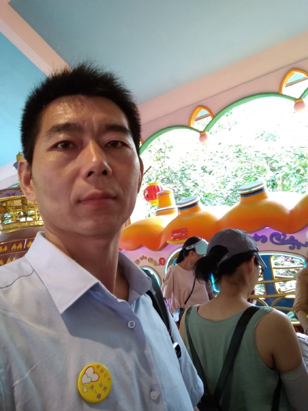 珍爱一生的第一张照片--全国闪婚服务中心