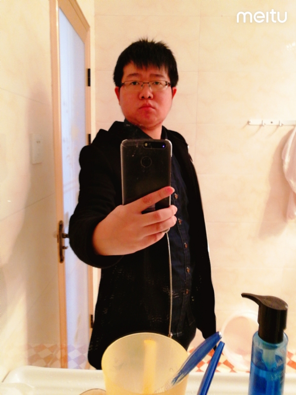 风之疾的第一张照片--全国闪婚服务中心