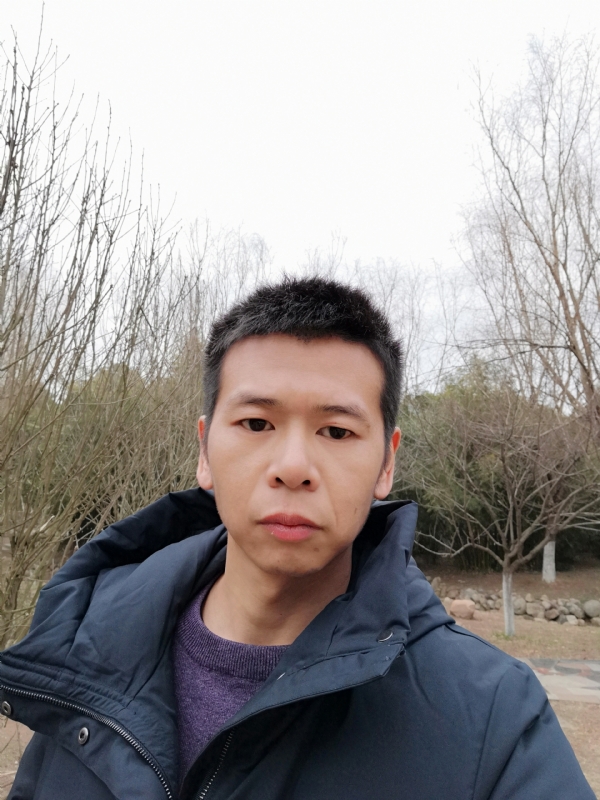 寞峰的第一张照片--全国闪婚服务中心