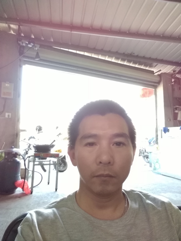 龙骑士的第一张照片--全国闪婚服务中心