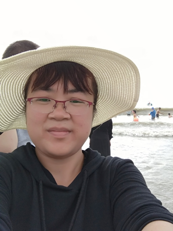 一辈子珍惜你的第一张照片--全国闪婚服务中心