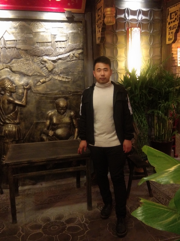 王琪的第一张照片--全国闪婚服务中心