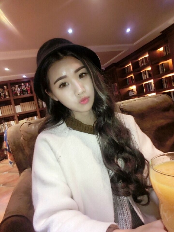 气质小妹的第三张照片--全国闪婚服务中心