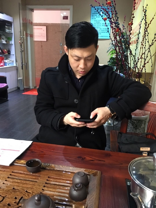 杨洋的第一张照片--全国闪婚服务中心