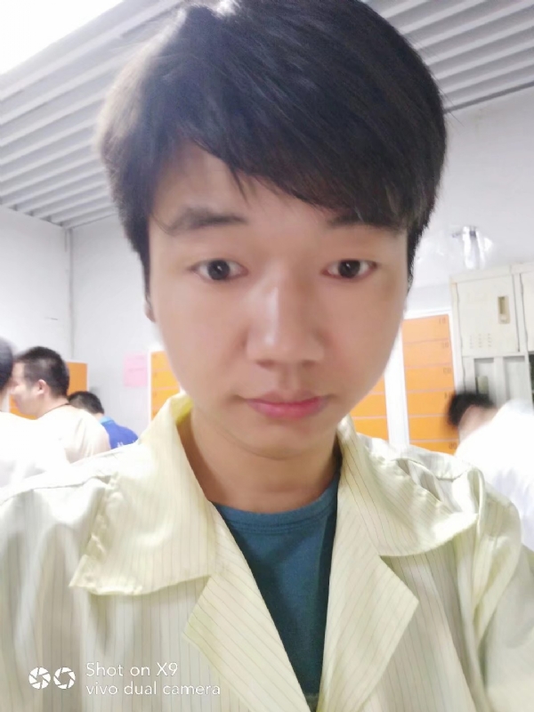 如果微笑的第一张照片--全国闪婚服务中心