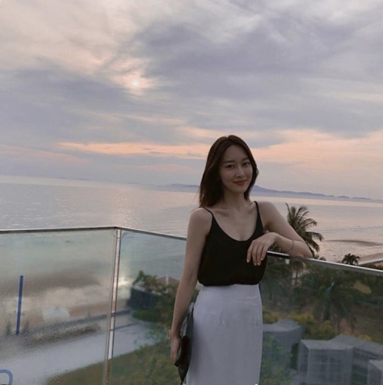 潘琳的第一张照片--全国闪婚服务中心