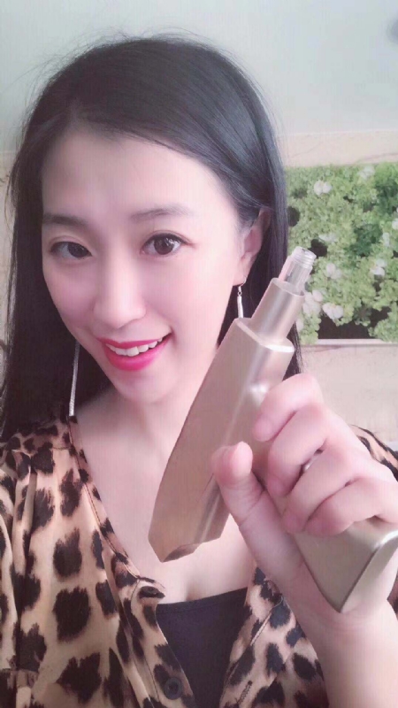 從開始到現在的第二张照片--全国闪婚服务中心