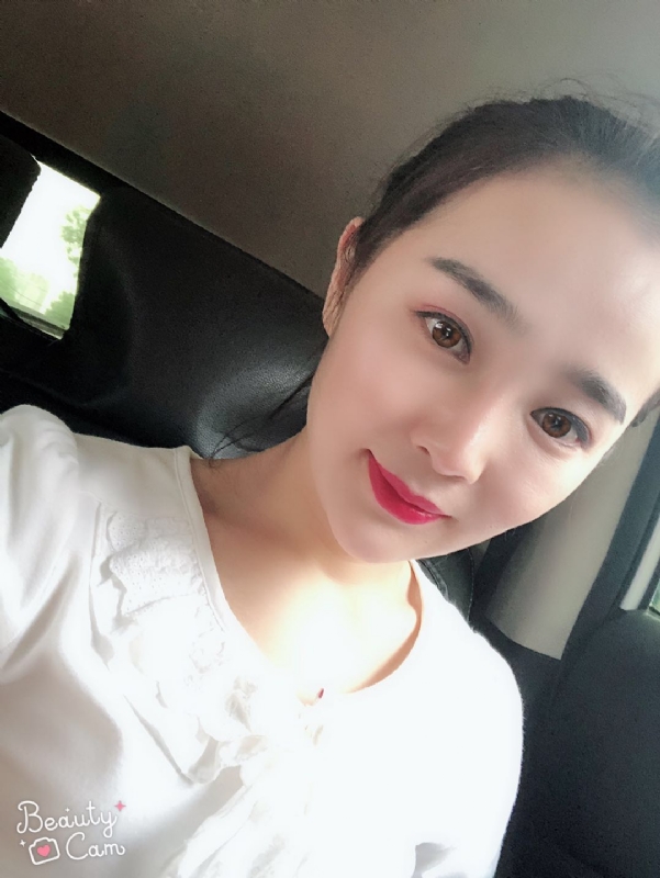汪小姐的第一张照片--全国闪婚服务中心