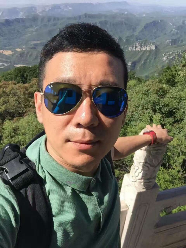 望穿秋水的第一张照片--全国闪婚服务中心