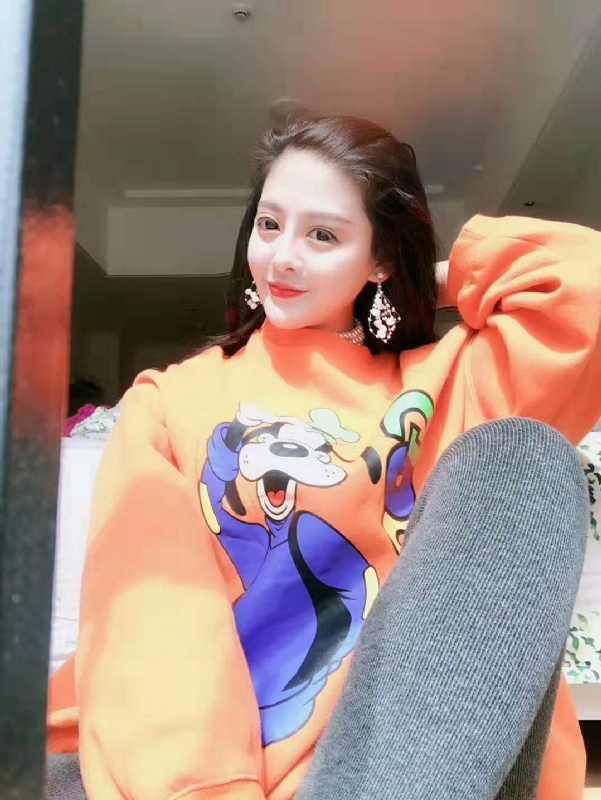 李梦瑶的第一张照片--全国闪婚服务中心