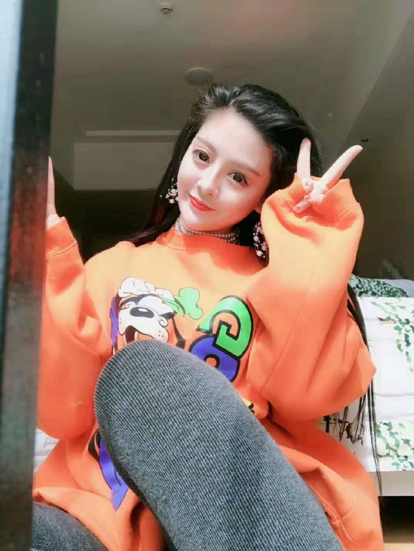 李梦瑶的第四张照片--全国闪婚服务中心