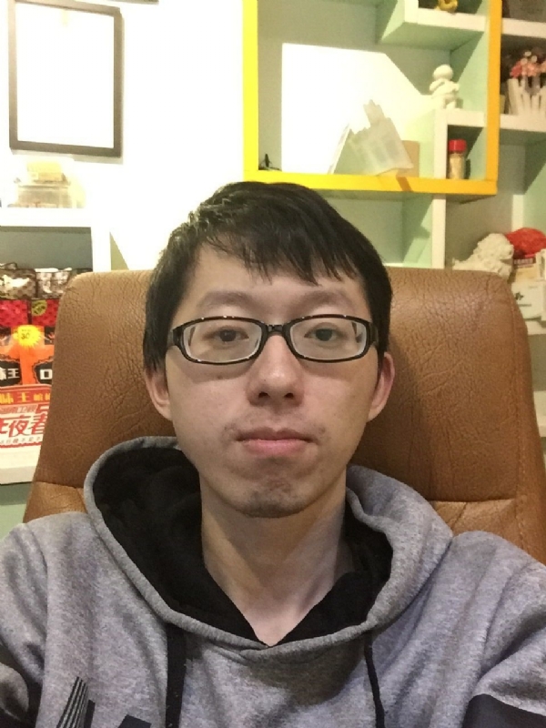 桀桀的第一张照片--全国闪婚服务中心